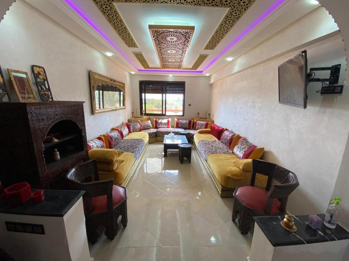 Charmant Logement Avec Parking Residenciel Sans Piscine Apartment Marrakesh Ngoại thất bức ảnh